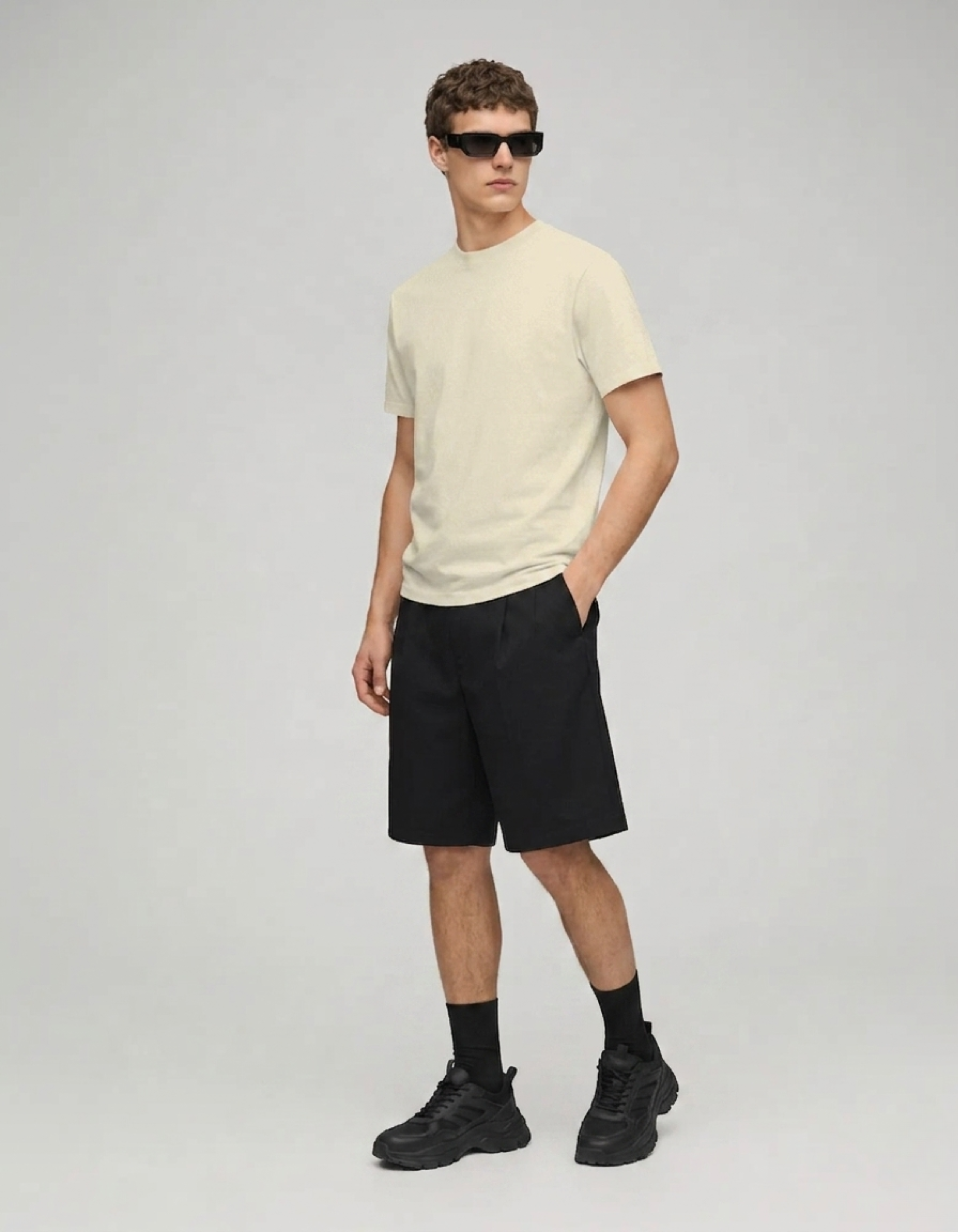 A’VIBE Off White Tee